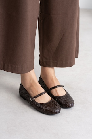 Shoetek Sawra Kadın Babet Önden Bantlı Tokalı Örgü Desenli Kahhverengi Deri Kahve Kroko