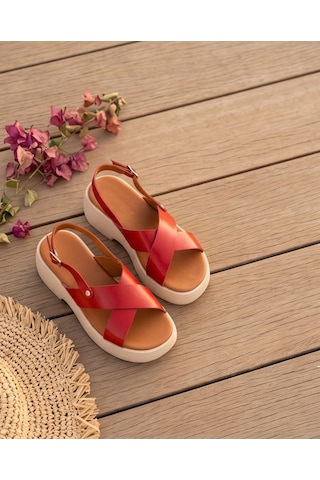 Futsishoes Jade Kırmızı Hakiki Deri Çapraz Bantlı Platform Topuklu Bilekten Tokalı Kadın Sandalet