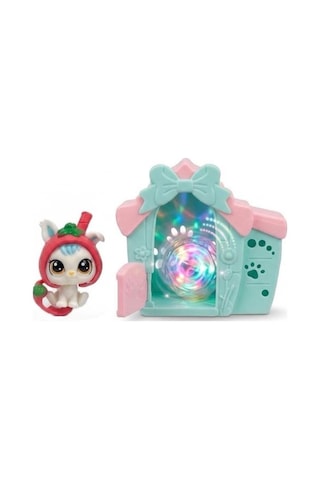 Pet Shop Minişler Çilek Kostümlü Tavşan Miniş Figür Ve Kulübe Oyun Seti Seri 3 Işıklı Paket Oyuncak
