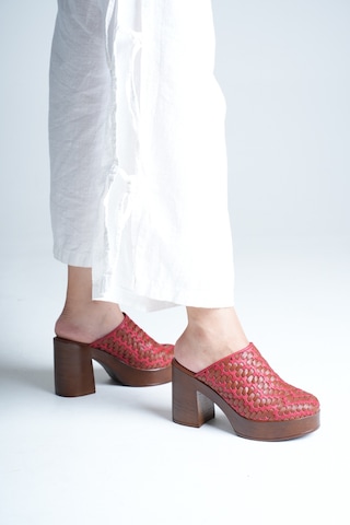 Analin Shoes Kadın Hakiki Deri Platform Topuklu Örgülü Terlik Kırmızı