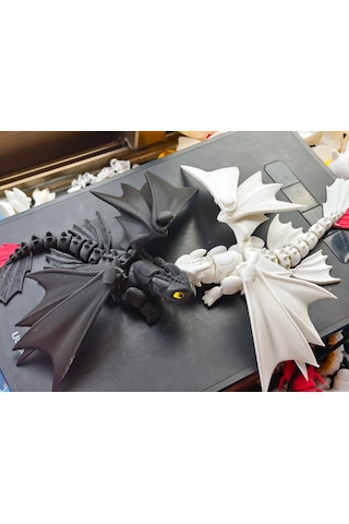 Katlanabilir Kanatlı Siyah Beyaz Ejderha Figürü Dekoratif Oyunc