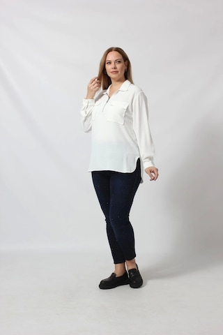 Moda Berray 3055 Yaka Fermuarlı Yandan Yırtmaçlı Gömlek Beyaz