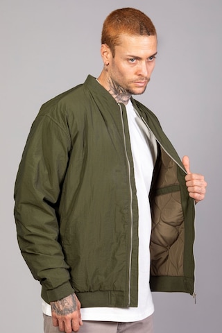 Haki Regular Fit /krinkıl Kumaş İçi Kapitone Pilot Erkek Ceke... Indıgo