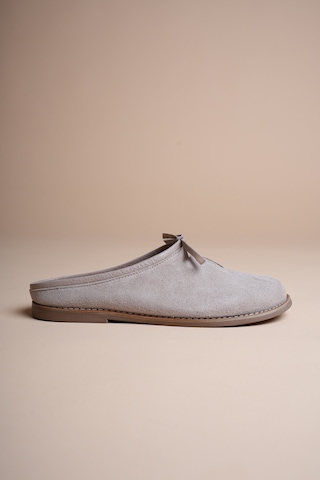 Analin Shoes Kadın Hakiki Deri Fiyonk Detaylı Düz Terlik Vizon