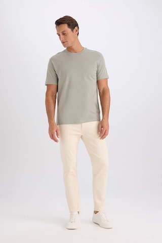 DeFacto %100 Pamuk New Regular Fit Bisiklet Yaka Basic Düz Kısa Kollu Tişört V7699AZ25SPGR321