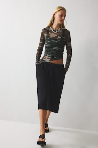 Defacto Loose Fit Beli Bağcıklı Paça Ucu Kesik Bermuda Şort I8794ax26aubk81 Siyah-bk81