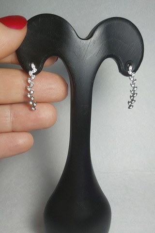 925 Ayar Rodyum Zirkon Taşlı Yaprak Model Gümüş Küpe