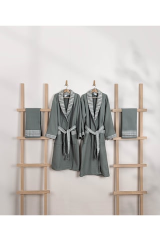 Limira 4'lü Set Yeşil Pamuk 2 Bornoz 1 S-m - 1 L-xl 2 Çeyiz Havlu 50x90 2240 Yeşil