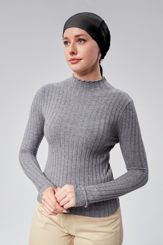 Kadın Tesettür Likralı Penye Dikişsiz Kaymaz Düz Bağlamalı Bone Siyah