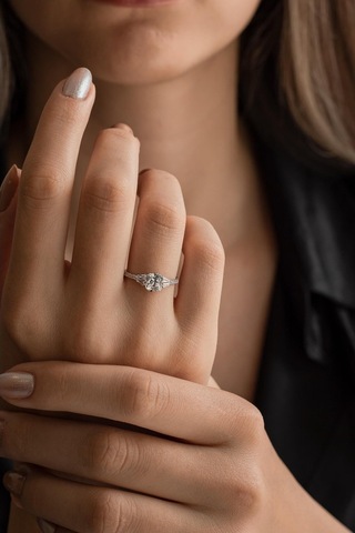 Minder Kesim Tektaş Altın Yüzük