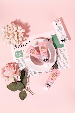Village 11 Factory Pink Calming Tone Up Sun Block Koruyucu Güneş Kremi SPF50+ 50 ML