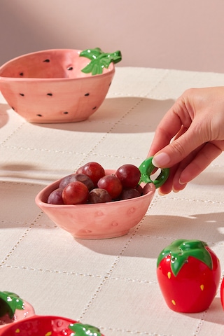 Karaca Strawberry Çerezlik 14 Cm Pembe
