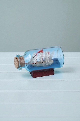 Şişe İçerisinde Gemi Maketi