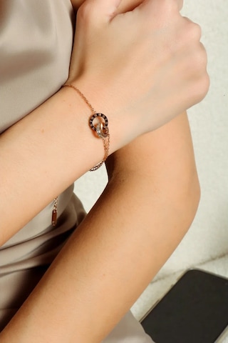 Reva El Bileğine Takılan Taşlı Ve Pandantifli Bilezik 151766672 Altın