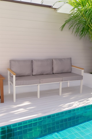 Neokas Balkon Mobilyası, Bahçe Takımı, 1 Üçlü Koltuk, Kafe Koltuğu, Bekleme Alanı Koltuğu Beyaz
