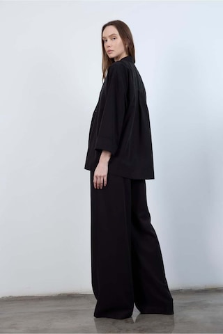 Kadın Keten Rahat Kesim Ceket Pantolon Alt-üst Takım Siyah