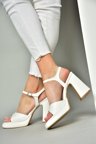 Fox Shoes S569012809 Beyaz Kalın Topuklu Kadın Ayakkabı Beyaz