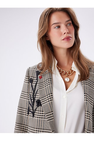 Faik Sönmez Yakası Aplike Detaylı Kazayağı Desen Blazer Ceket W27ckt015 Uw27ckt01534 Bej