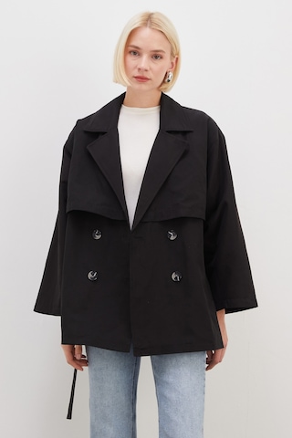 Fullamoda Pelerinli Kuşaklı Geniş Kol Oversize Trençkot Siyah