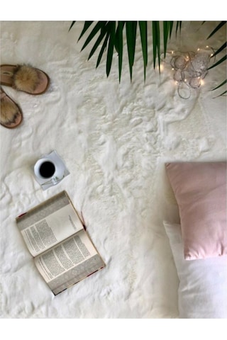 Saraz Halı Peluş Halı Soft Krem