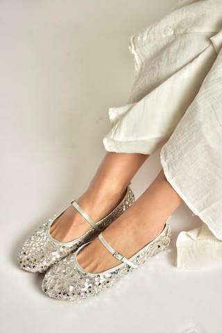 Fox Shoes Y250322040 Gümüş Kumaş Pullu Kadın Babet Gümüş