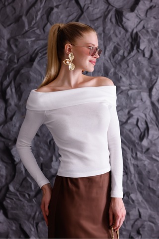 Madonna Yaka Uzun Kollu Fitilli Kadın Bluz Beyaz