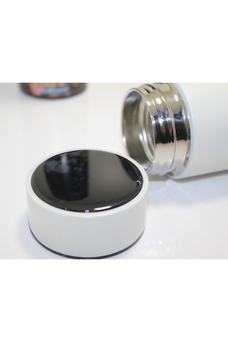 Anime Baskılı Dijital Göstergeli Termos 500 Ml Model 2 Diğer