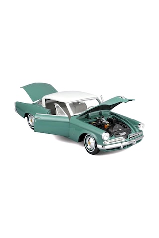 Maıs 31651 1 18 1953 Studebaker Starliner