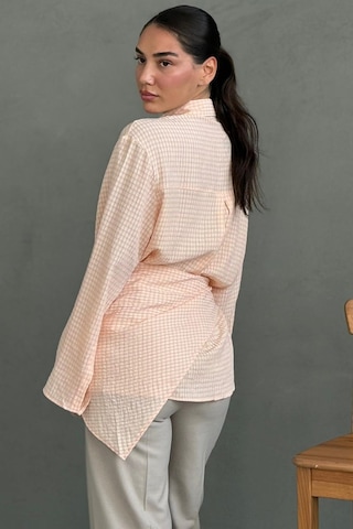Madmext Pembe Fular Detaylı Kare Desenli Kadın Gömlek Mg2783