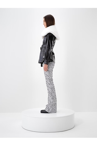 Beyaz Formunu Koruyan Regular Fit Panço 290499 Beyaz