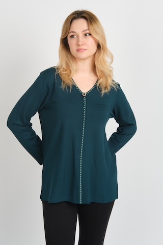 Detay Triko Kadın Boncuk İşlemeli Süs Düğme Detaylı Uzun Kol Anne Bluz 5752 Zümrüt Zümrüt