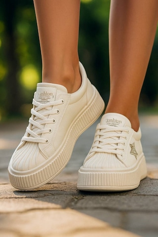 Günlük Kadın Sneaker Bağcıklı Yıldız Detaylı Yüksek Taban Simli Rahat Ayakkabı 7100 Bej