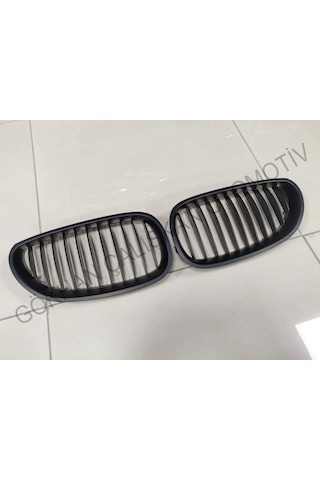 Bmw E60 Böbrek M Technic Tek Çizgi Mat Siyah 2003-2009