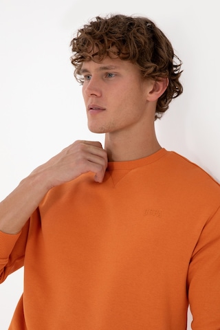 U.S. Polo Assn. Erkek Comfort Fit Bisiklet Yaka Şardonlu Bakır Basic Sweatshirt 50313757-VR182