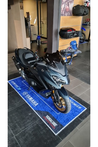 YAMAHA DADAŞ PADDOCK MOTOSİKLET ALT HALI