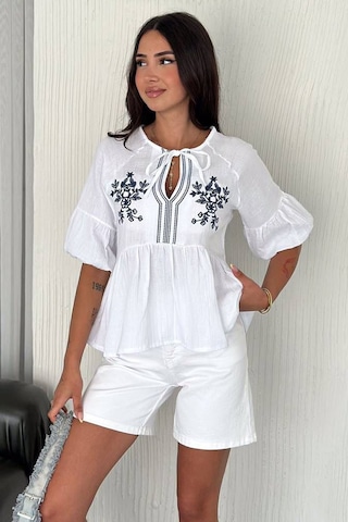 Noa & Noa Kadın Nakış Detaylı Bağlamalı Peplum Gömlek Summer Bloom Beyaz