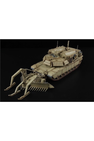 Rfm 5011 1/35 Ölçek, M1 Abv Mayın Temizleme Aparatlı, Taarruz İhlal Tankı, Plastik Model Kiti-55492