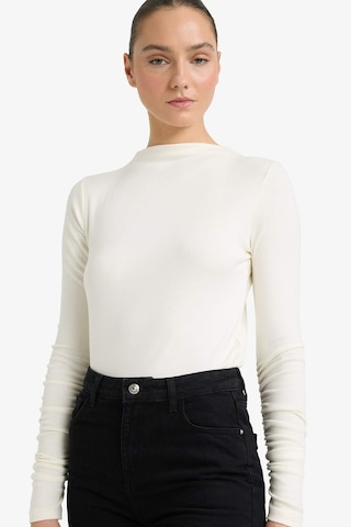 Defacto Slim Fit Dar Kesim Yarım Balıkçı Yaka Ribana Uzun Kollu Tişört G7701ax25wnwt46 Beyaz-wt46