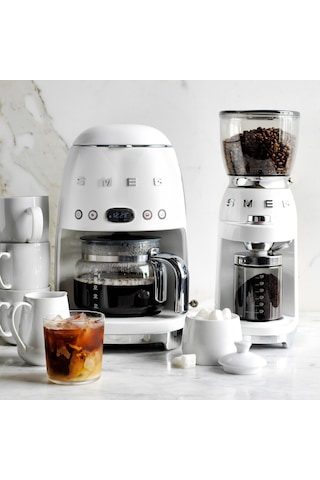 Smeg DCF02 50's Retro Style Filtre Kahve Makinesi 1050 W Beyaz