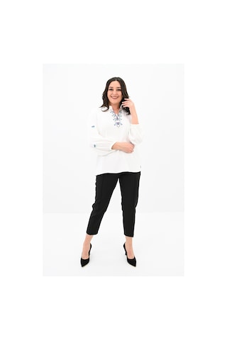 Koza Butik Kadın Nakış Detaylı Uzun Kollu Bluz 1715-24 001
