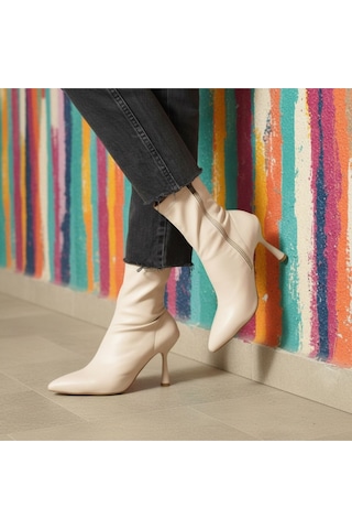 Dabab Shoes Kadın Marya Bej Streç Cilt Yandan Fermuar Sivri Burun İnce Topuklu Bot