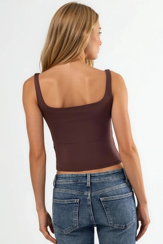 Hiccup Kare Yakalı Vücuda Oturan Crop Top Kahve Kahvesi