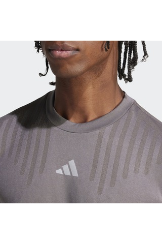 Adidas Hiit Airchi Erkek Kahverengi Bisiklet Yaka Tişört IS3735 Kahverengi