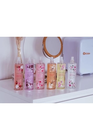 Bodycology Dark Cherry Orchid Kiraz Orkidesi Kadın Vücut Spreyi 237ml