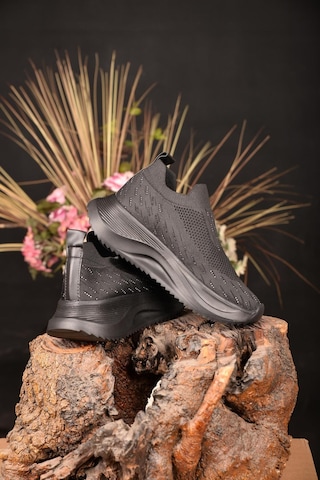 Kuum Kadın Fileli Sneaker Günlük Ayakkabı 4 Mevsim Kullanılabilir Ultra Hafif Ortopedik Taban Siyah