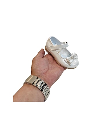 Fiyra 8013 Sedef Taşlı Kurdeleli Cırtlı Bebe Kız Çocuk Babet