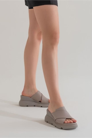 Zeyn Shoes 7673 Gri Kadın Terlik 001