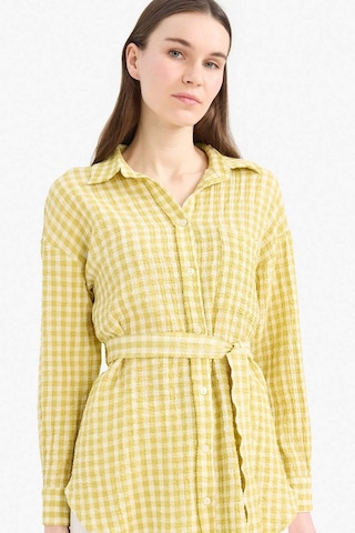 DeFacto Relax Fit Pötikareli Gofre Dokulu Kuşaklı Uzun Kollu Tesettür Gömlek Tunik E4558AX25SMKH519
