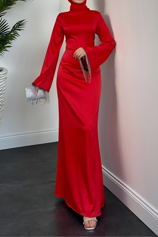 Kolları Zincirli Tesettür Kırmızı