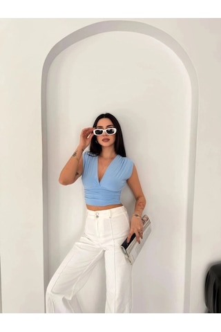 Freedom Storee Kadın Vatkalı Kolsuz V Yaka Drapeli Crop Bluz Likralı Fit - Bebek Mavisi Çok Renkli